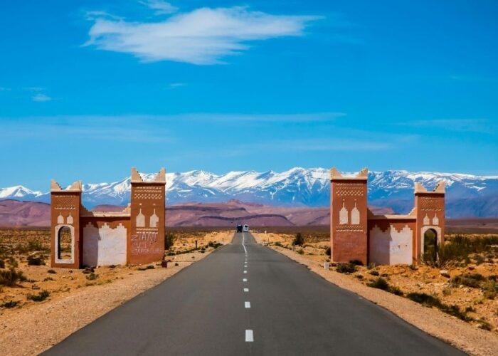 4 Day Morocco Desert Tour From Errachidia To Marrakech with dunes and Atlas views